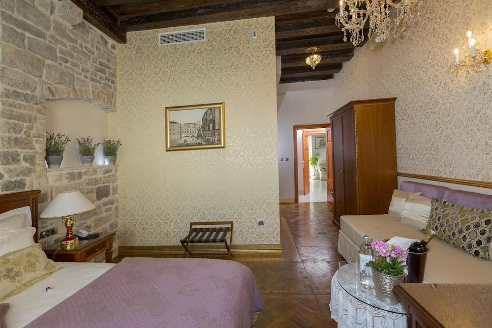 Judita Palace Heritage Hotel Spalato Esterno foto